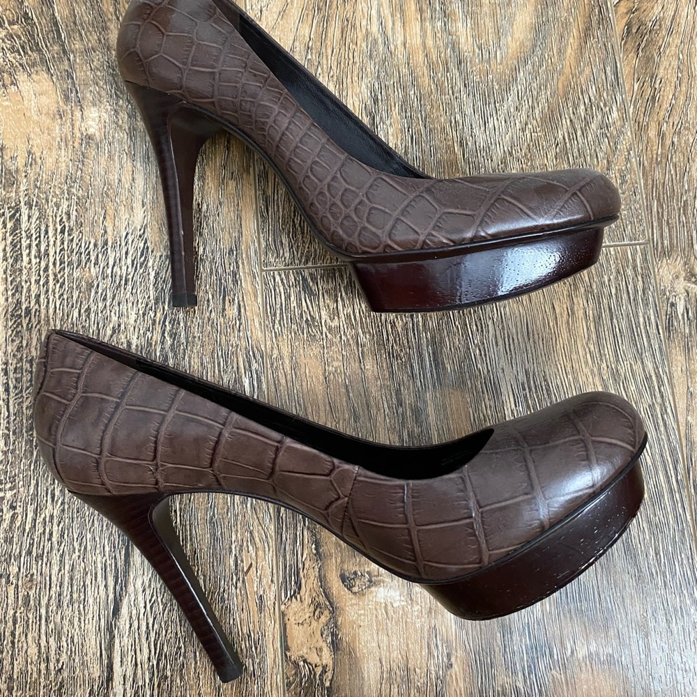 Tory Burch Platform Pumps